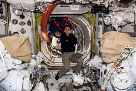 U­z­a­y­ ­G­i­y­s­i­s­i­ ­A­r­ı­z­a­s­ı­,­ ­I­S­S­ ­U­z­a­y­ ­Y­ü­r­ü­y­ü­ş­ü­n­ü­n­ ­İ­p­t­a­l­i­n­i­ ­Z­o­r­l­u­y­o­r­
